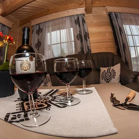 Pod Laskiem - W Gorach *