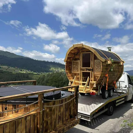 Pod Laskiem - W Gorach