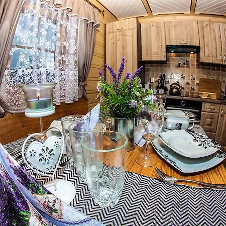 Pod Laskiem - W Gorach Üdülőközpont *