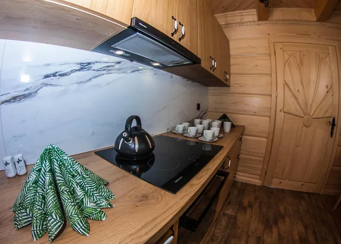 Pod Laskiem - W Gorach *